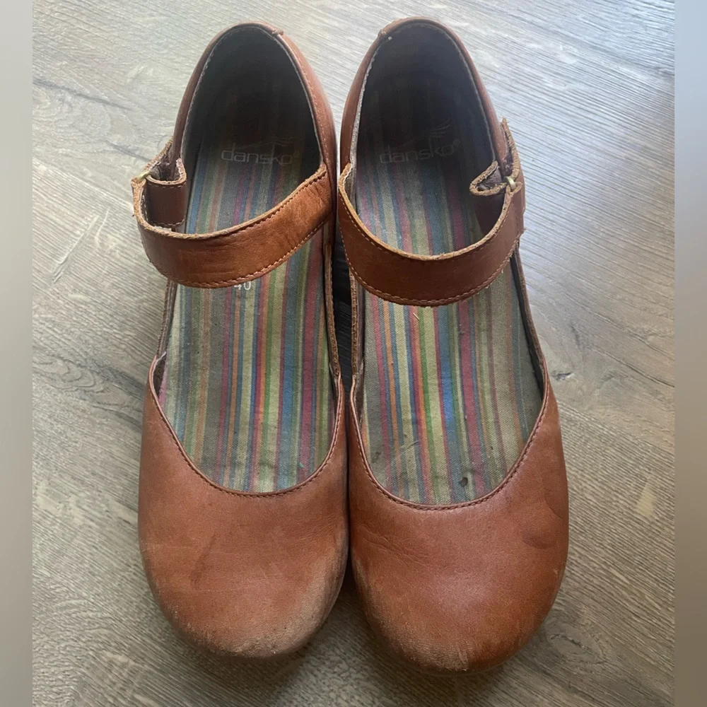 Dansko Brown Espadrilles - Picture 1 of 12